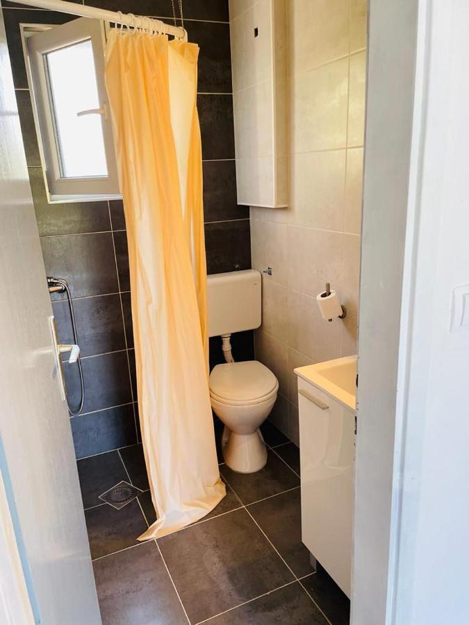 Ferienwohnung Oaza Mira Tisno Exterior foto