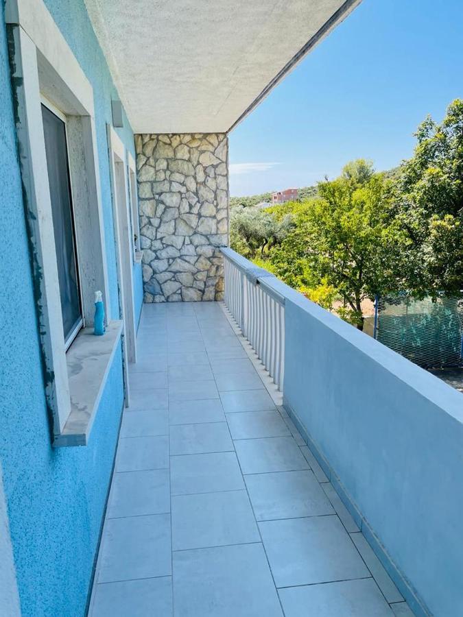 Ferienwohnung Oaza Mira Tisno Exterior foto