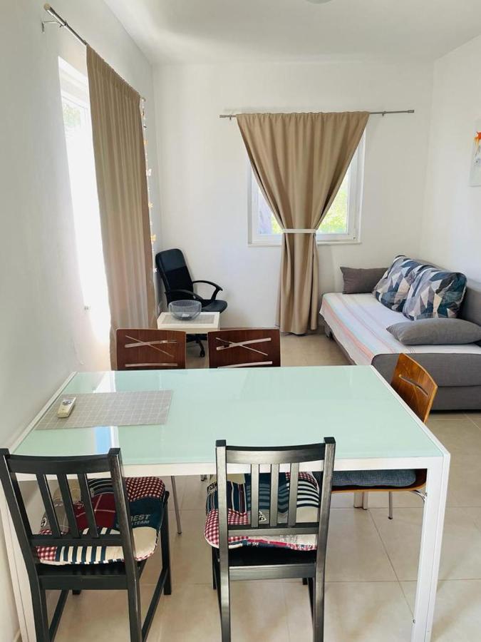 Ferienwohnung Oaza Mira Tisno Exterior foto